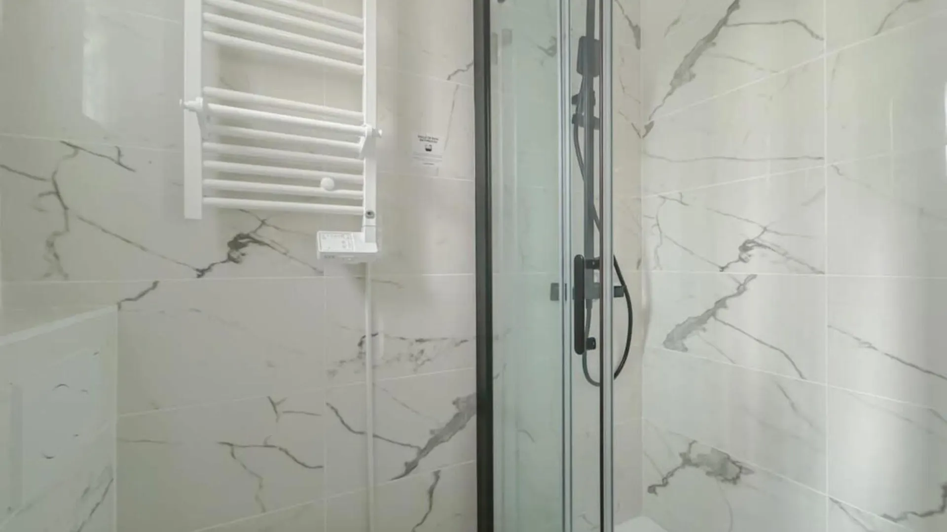 Flexliving - Studio - Guenot Paris Apartment